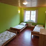 Bylinkove Udoli بيت خشبي Šternberk