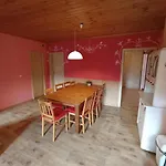 Bylinkove Udoli بيت خشبي Šternberk