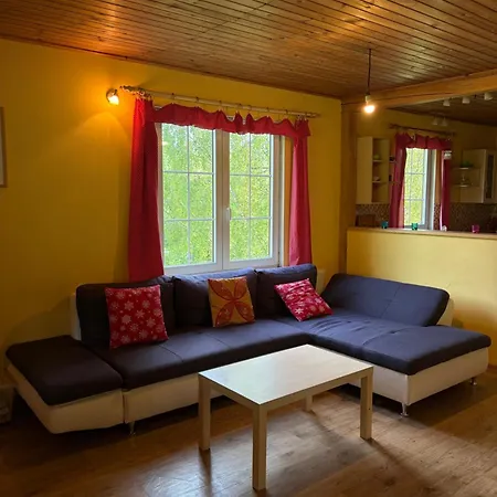 Bylinkove Udoli بيت خشبي Šternberk